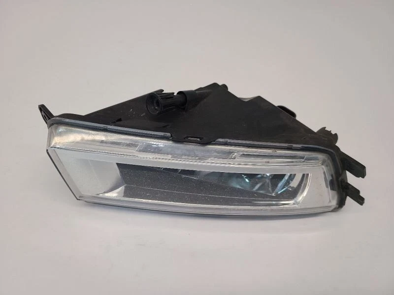 2014-2015 VOLKSWAGEN PASSAT водитель LH противотуманный бампер установлен 561941699B - Изображение 2 из 4