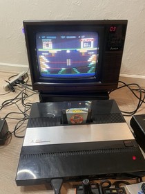 Atari 5200 4 Port Console, Rebuilt Controllers, Power Mod, 9 Games. Fully Tested