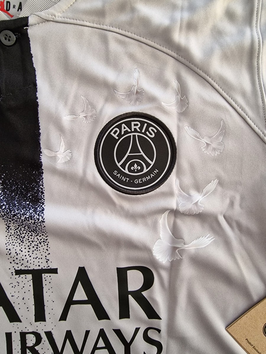 【JORDAN × 3.PARADIS】MAILLOT EXT 22/23 PSG x Jordan x 3.Paradis 'Ici c'est Paradis' Away Jersey