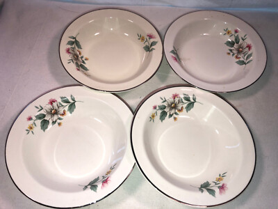 Four 8.5 Inch Hall Springtime Soup Bowls Mint
