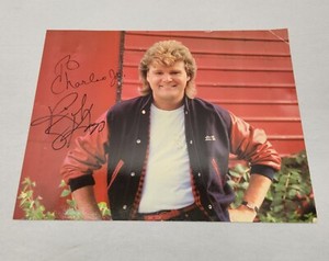 RICKY SKAGGS - Country Singer - Autograph Photo