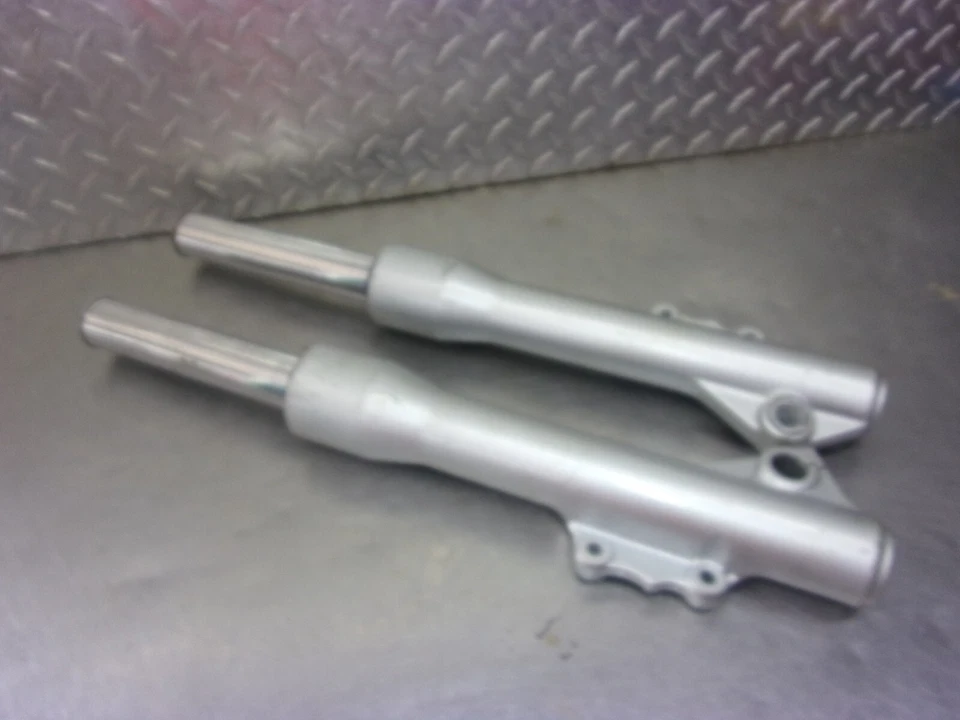 932 B PIAGGIO BV 200 2003 OEM FRONT FORK (TWO) STRAIGHT Foto 2 de 4