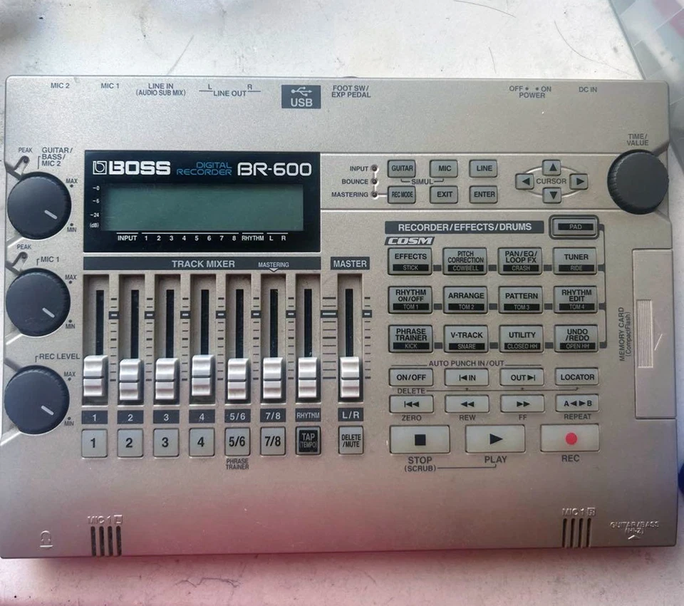 BOSS BR-600 8-Track Digital Multi-Track Recorder USB Connectivity Built-in FX - Image 2 of 4