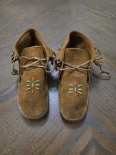 Vintage 8.5" Children's Beaded Leather Moccasins