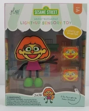 Sesame Street Glo Pals Light Up Sensory Bath Toys Autism Glo Up Toy- Julia