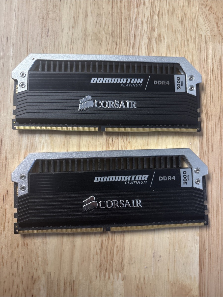 Corsair Dominator Platinum 16GB (2x8GB) RAM DDR4 3000MHz