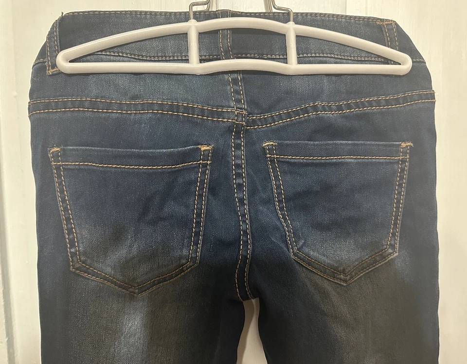 Pantalones de mezclilla vintage dELIA’s Olivia lavado oscuro talla 00 tiro bajo ajustados elásticos Foto 4 de 4