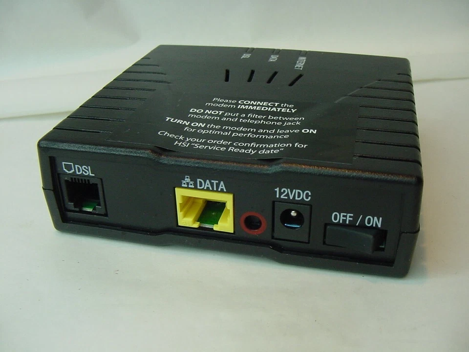 WESTELL DSL MODEM ADSL2 MODEL 6100G G90-610015-20 - NO POWER CORD INCLUDED - Image 2 of 3
