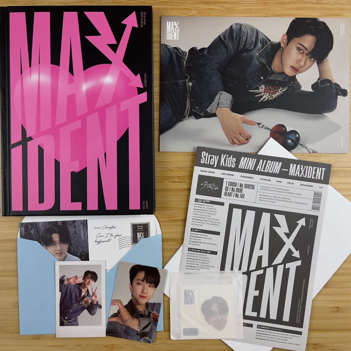 Stray Kids - Maxident Heart - Album Photobook Photocard Poster CD