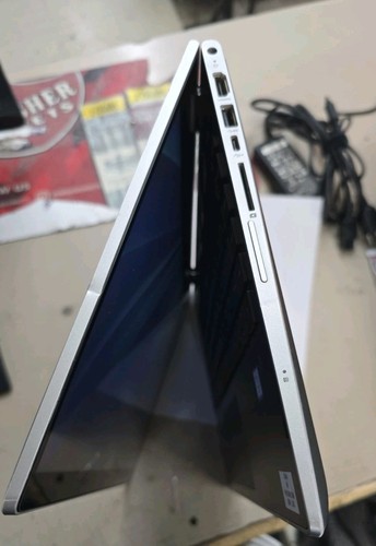 HP Pavilion x360 Convertible 14m-cd0xxx i5-8250U 1.8GHz 8GB RAM 128GB SSD - Imagen 15 de 18