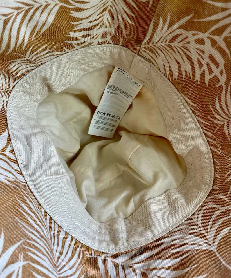 Rip Curl One Size Bucket Sun Hat UPF 50+ Organic Cotton Beach Hat Sand & White - Image 4 of 4