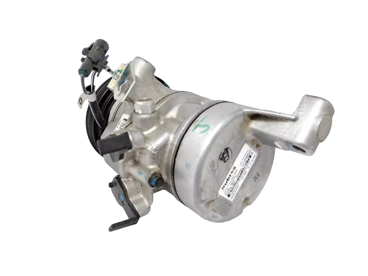 95200M55R40 Oem Air Conditioner Compressor For Suzuki Swift 2018