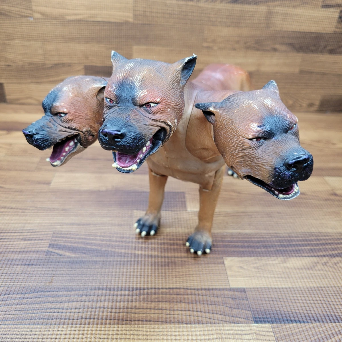 Harry Potter FLUFFY Cerberus 3 Headed Dog Action Figure 2001 Warner Brothers