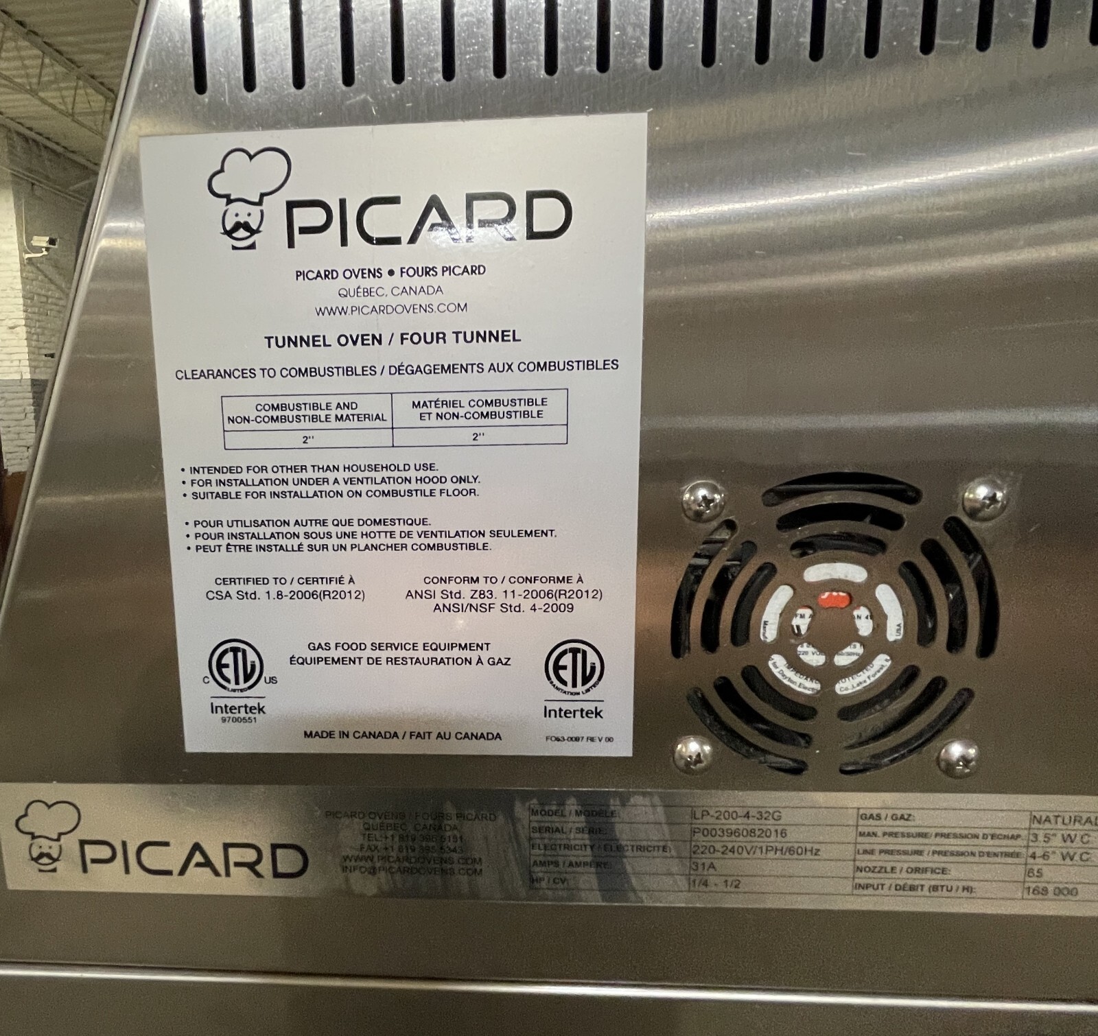 Picard Hot Rocks Slate Deck Conveyor Pizza Oven Model LP200*Excellent