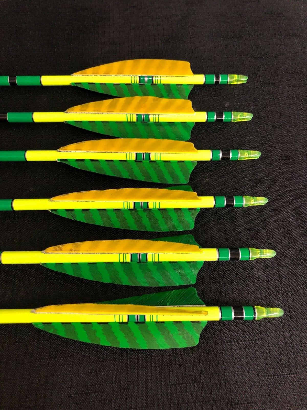 Black Eagle Vintage 500 .005 Fletched/Crested Arrows 1/2 Dozen BRAND