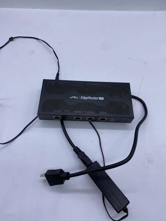 Ubiquiti Networks EdgeRouter Lite 3 Port Router ERLite-3 w/ Power Adapter. Available Now for $39.99