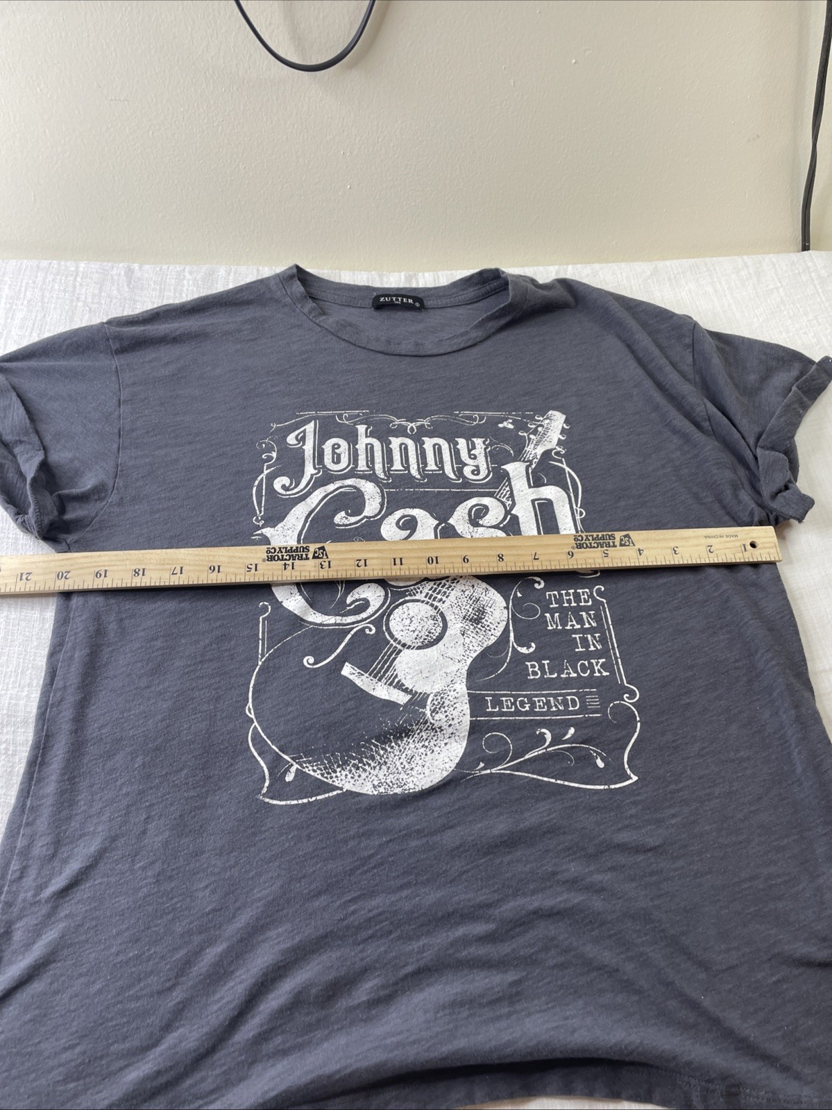 Johnny Cash The Man In Black Tee Size Small Woman’s