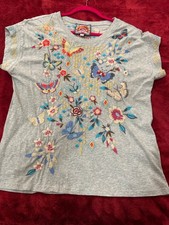 Johnny Was Jurnee embroidered tee