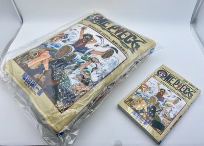ONE PIECE Jump Comic Volume 1, 2-piece set, Cushion Pillow & Comic