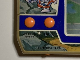 Bandai Ultraman Club Duel!! Evil Alien Game Watch Button Failure