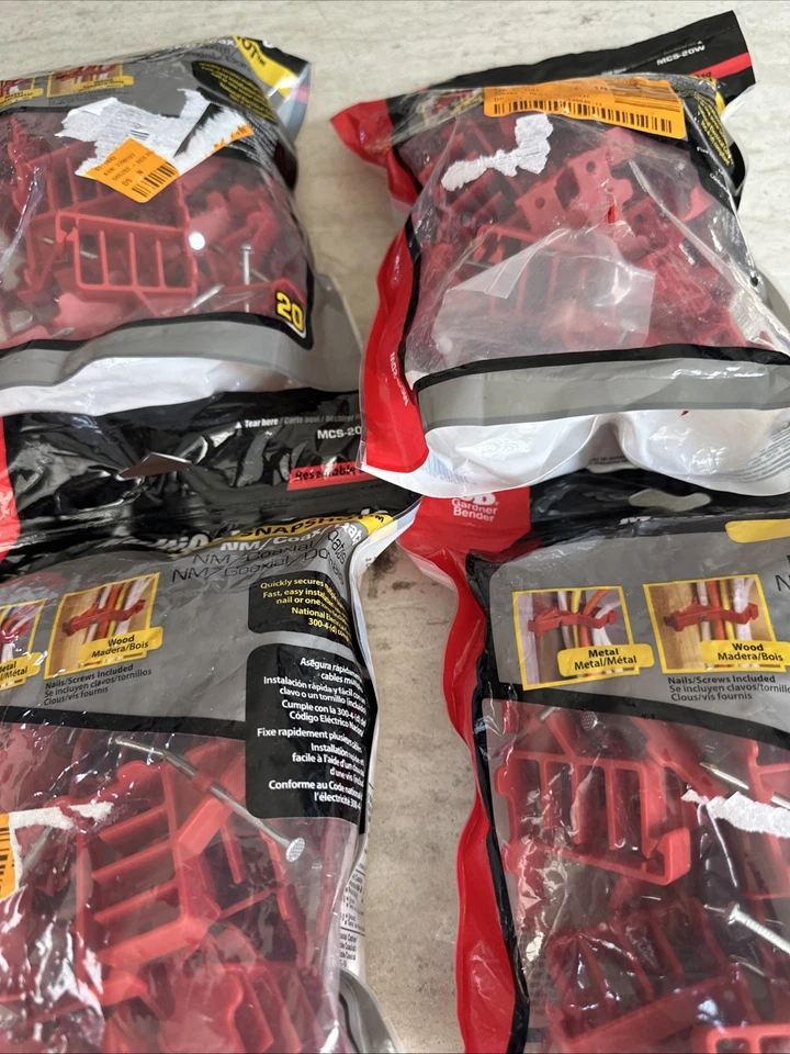 4 grapas multicable Gardner Bender (paquete de 20 e/s) Foto 2 de 4