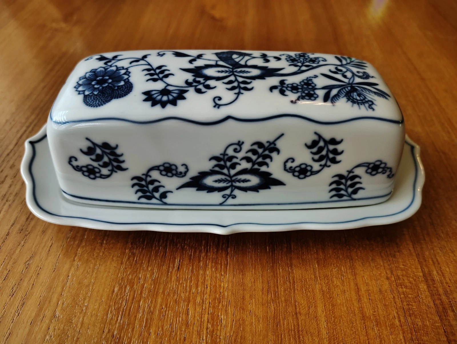 Blue Danube Blue Onion Covered Butter Dish