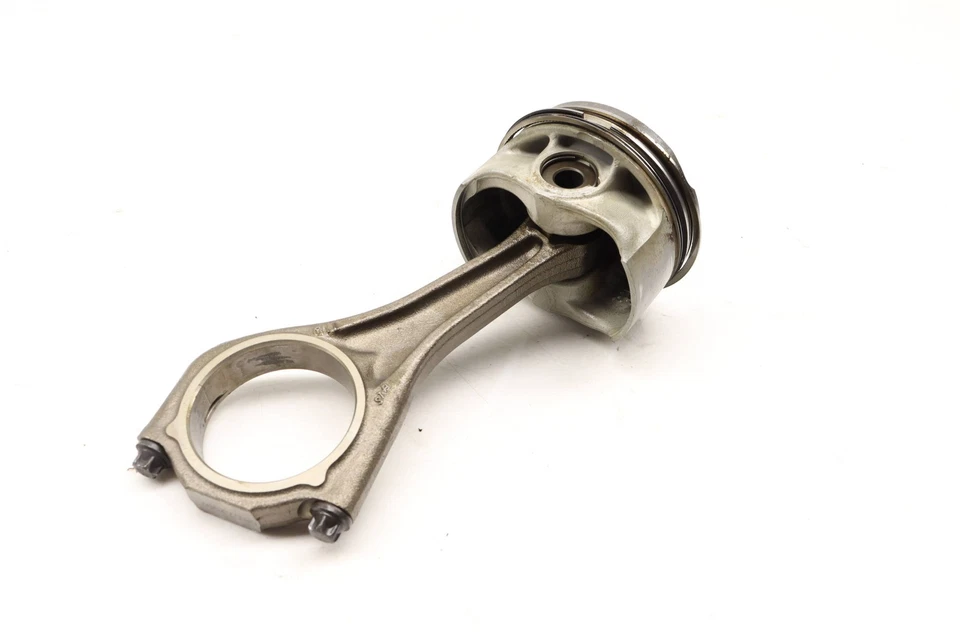 2011 BMW ALPINA B7L - Piston W/ Connecting ROD 7565233 - Image 2 of 4