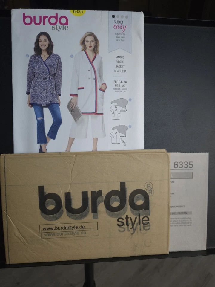 Chaqueta envolvente informal Burda 6335 FÁCIL u opción de doble pecho talla 8-20 SIN CORTAR Foto 3 de 3