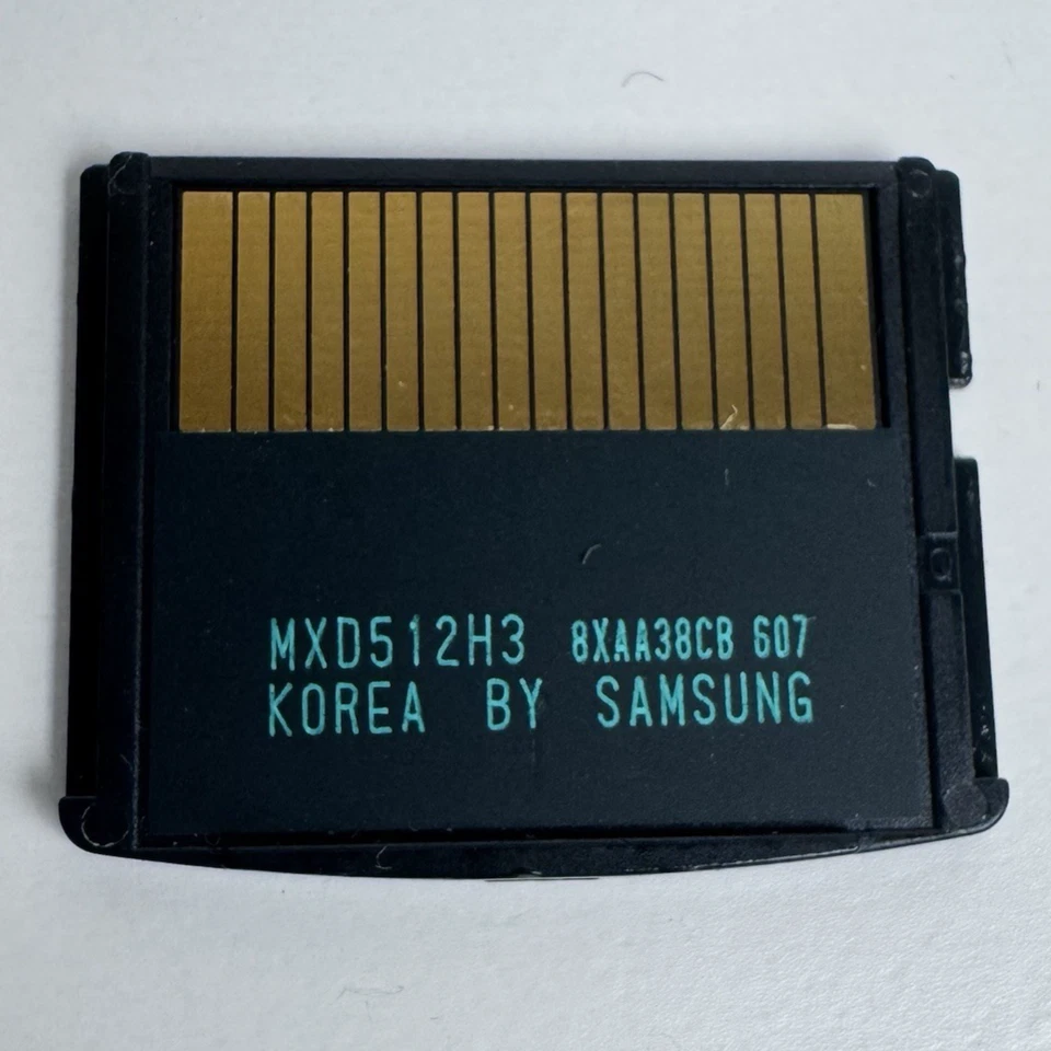 Olympus XD Picture Memory Card 512MB for Olympus and Fujifilm Digital Camera - Image 2 of 2