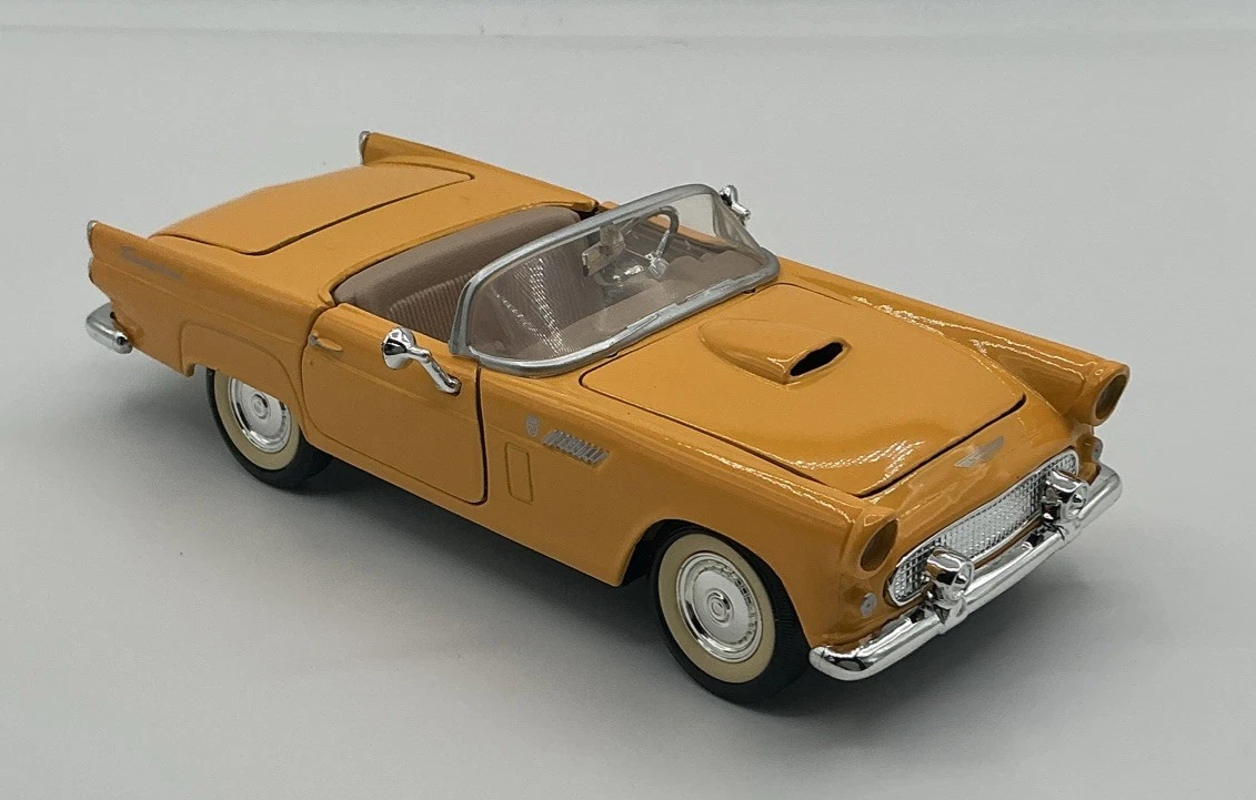 MOTORMAX Ford Thunderbird Contemporary Manufacture Diecast Cars