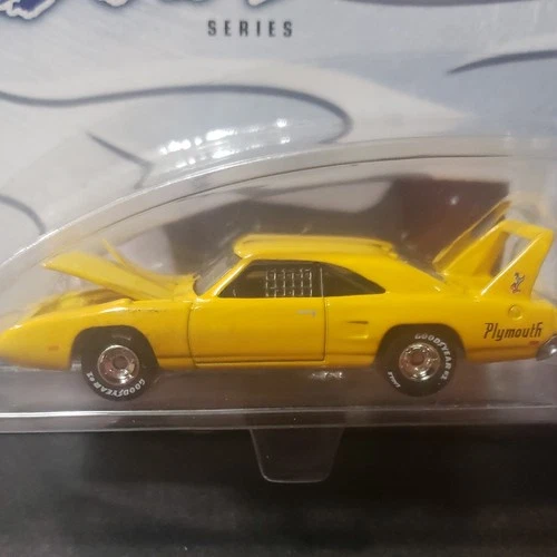 2002 Hot Wheels 100% Mopar Performance Parts 4/4 '70 PLYMOUTH SUPERBIRD YLW wRR