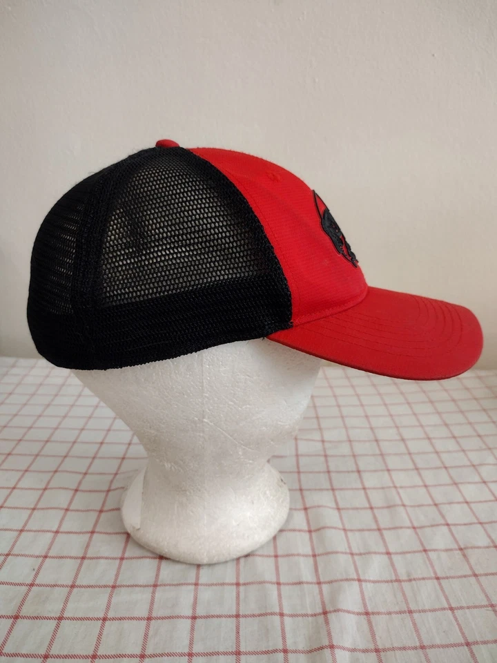 Bass Pro Shops Gone Fishing Trucker Cap Hat Red Size M/L Mens Embroidered Mesh  - Image 3 of 4