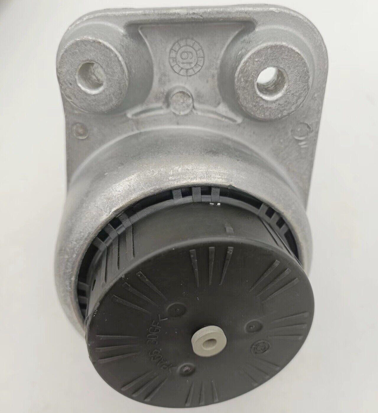 New OEM 2pcs For LR105970 Range Rover Sport 5.0 Engine Mounting Mount Bracket