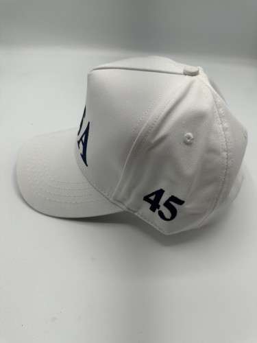 Chapeau camionneur OFFICIEL Cali-Fame USA 45 MAGA Trump blanc Made In America taille unique - Photo 2 sur 6