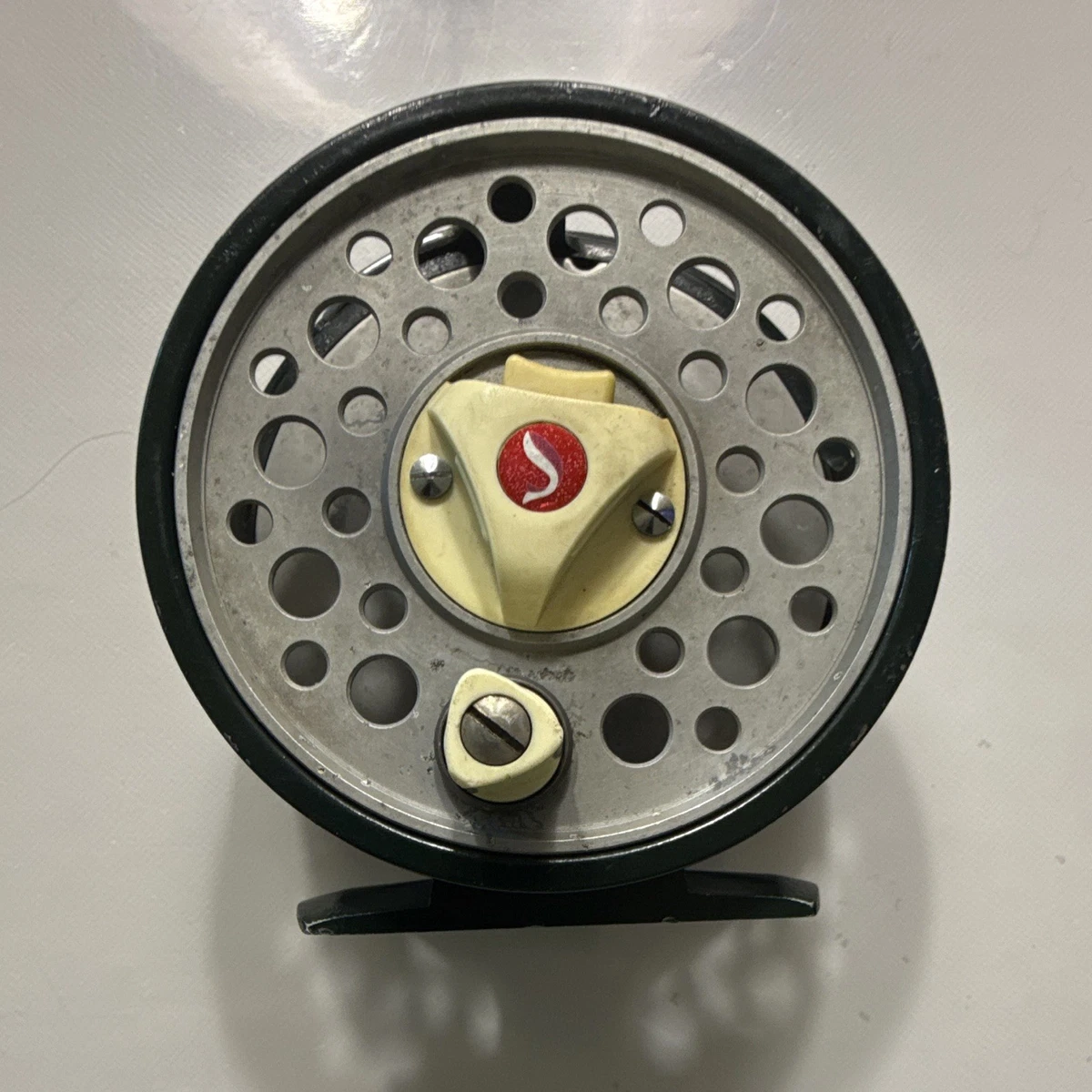 2500 saltwater spinning reels Penn ATH2500 Authority Spinning Reel