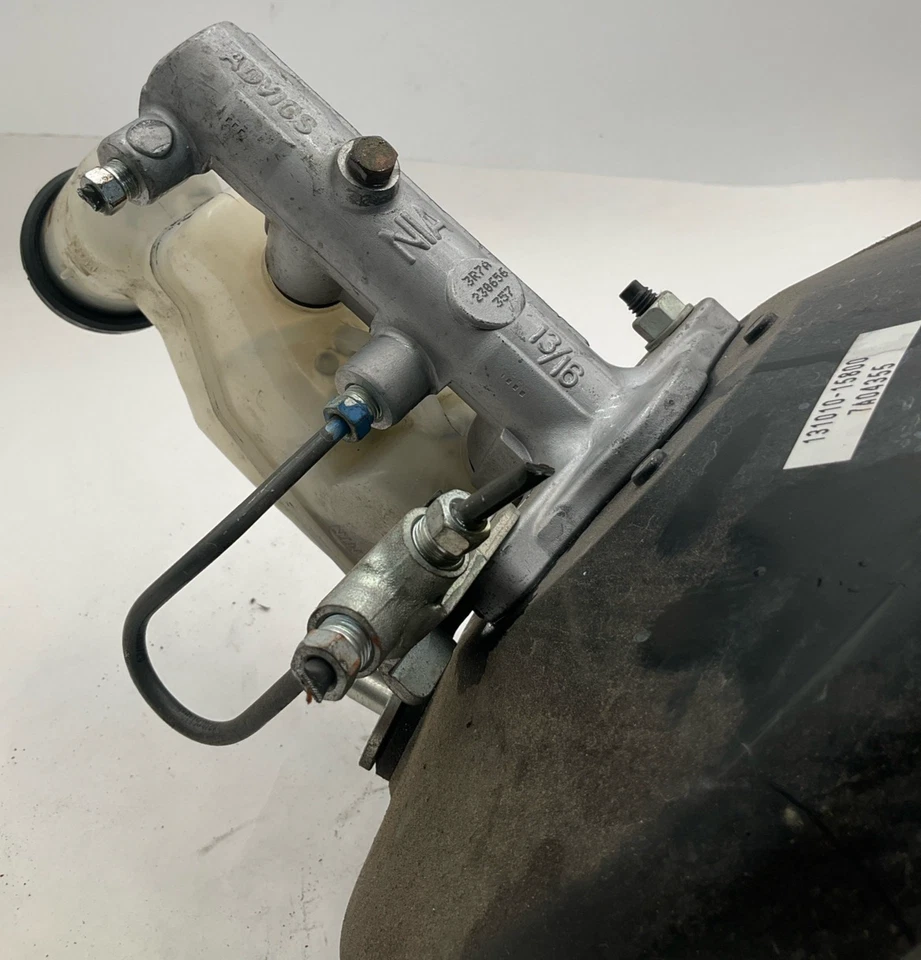 Conjunto de refuerzo de freno eléctrico Toyota Yaris 2006-2010 134 k millas OEM 4461052460 Foto 3 de 4