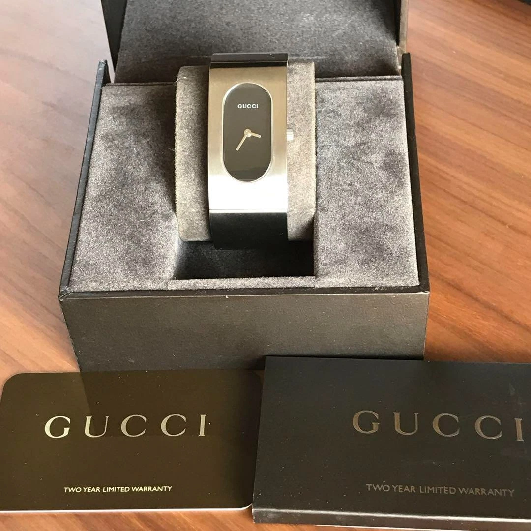 Orologio Gucci 2400L 22mm quarzo quadrante nero donna bracciale 16cm con scatola quasi come nuovo