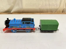 Mattel 2013 Motorized Thomas with Green Box Car Thomas and Friends Trackmaster