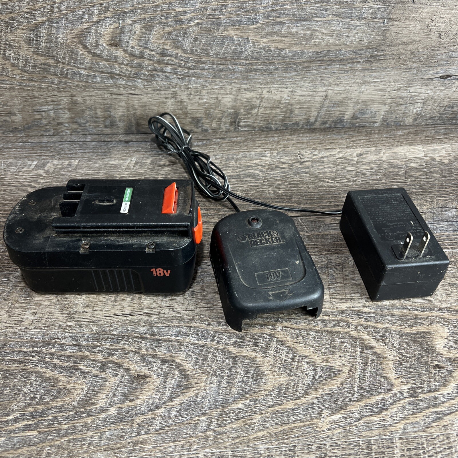 OEM Original Black & Decker 18V Battery Charger FS18C w/ 18V Slide Pack