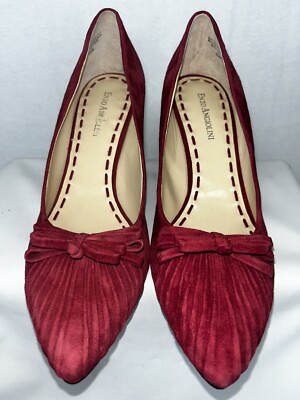 Enzo Angiolini  Red Suede Pleated Toe 3  Heel Woman s Size 9.5 M With Bow