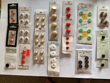 Misc Carded VTG Buttons-Dill, Streamline, LaMode, JHB, GBE,LaBouton,LaPetite