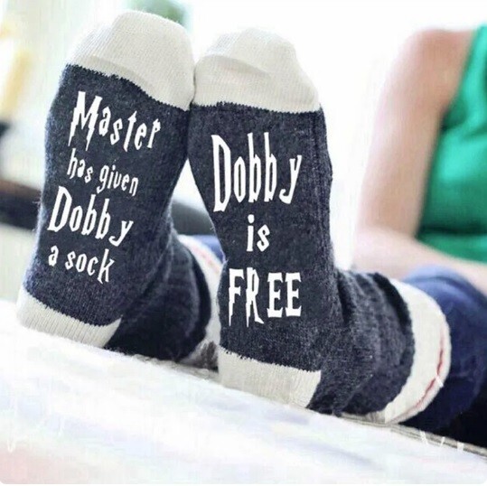 Frases de Harry Potter "Dobby es gratis" y "Maestro ha dado a Dobby par de calcetines"