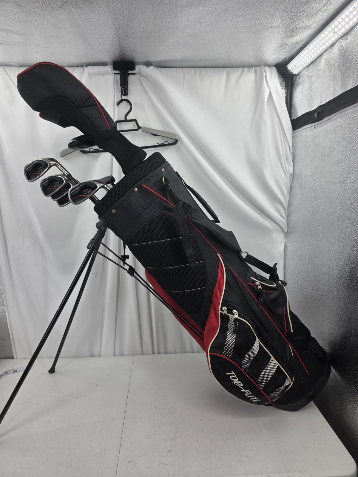 Set W/ 10 Clubs Stand Bag 1w,3w,4h,5h,6,7,8,9,e,putt