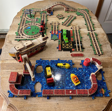 Puzzle World Ramblin Railway and Dock'n Discover Wood Pcs w Train Boats Truck