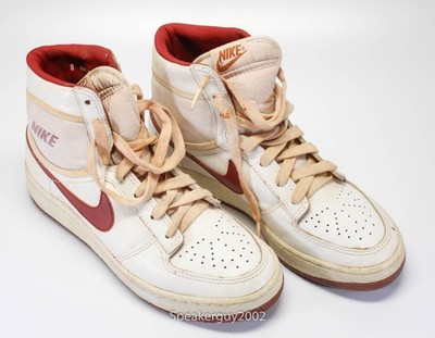 Early Production Nike Team Convention High Top Sneakers - Mens 8 - 8 840810ST