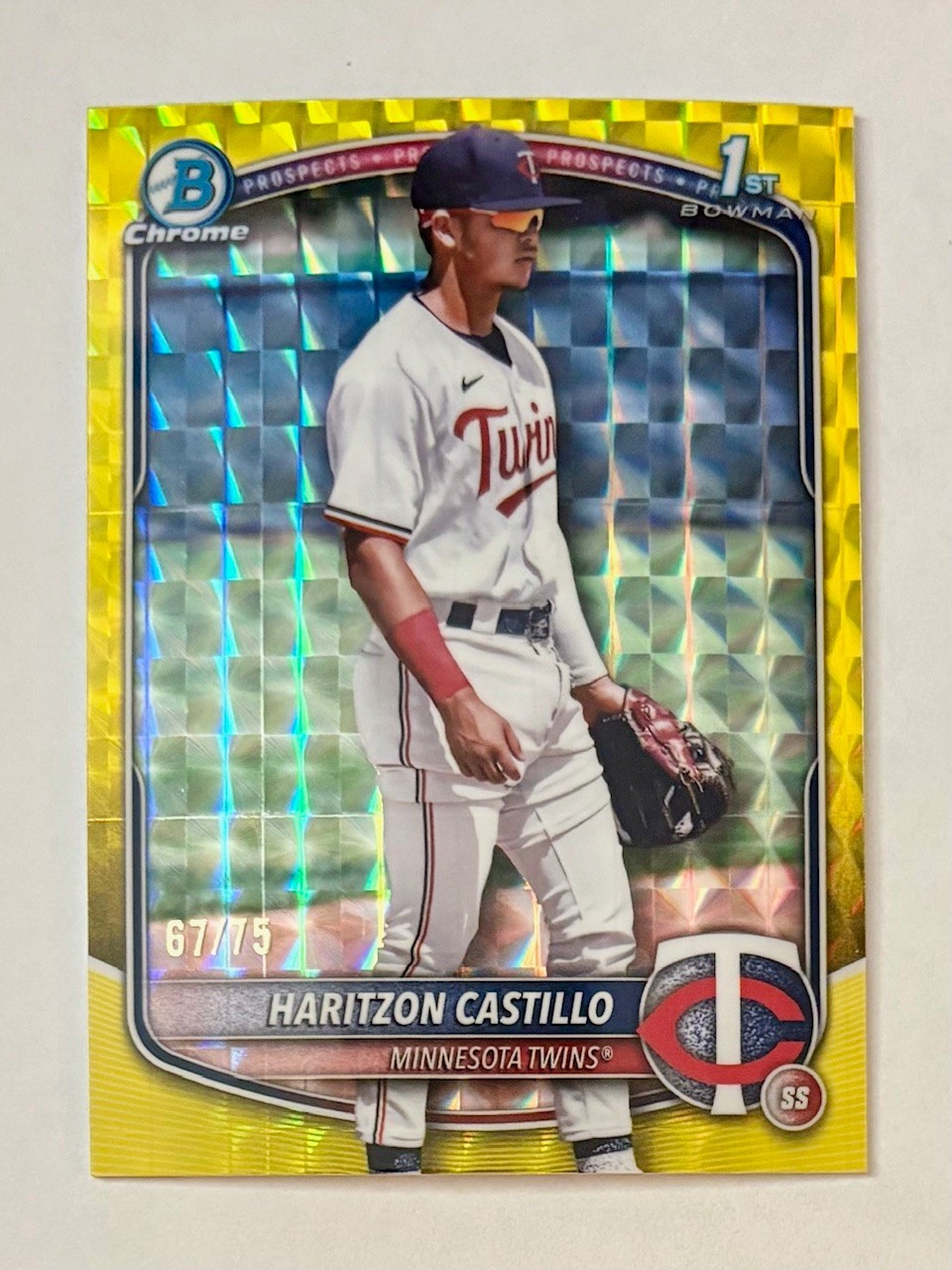 2025 Bowman Chrome Prospects Haritzon Castillo #BCP-161 Yellow Geometric #d /75