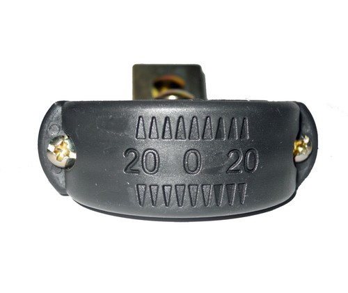 UNIVERSAL SINGLE LNB BRACKET HOLDER MOUNT for 40 or 30mm LNB FTA Satellite Dish - Picture 3 of 4