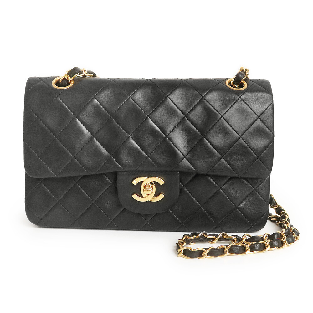 CHANEL Black Matelasse 23 Shoulder Bag with Chain in Lambskin A01113