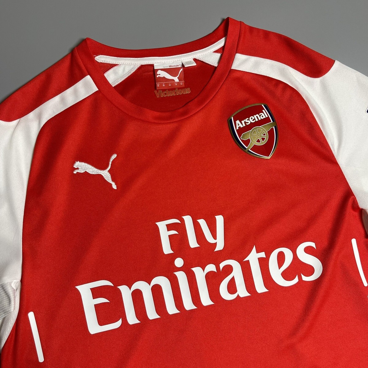 Puma Arsenal アセーナル　ユニホーム１４／１５ Lサイズ　新品　希少 PUMA アーセナル 14/15 ユニフォーム ホーム 長袖 レプリカ