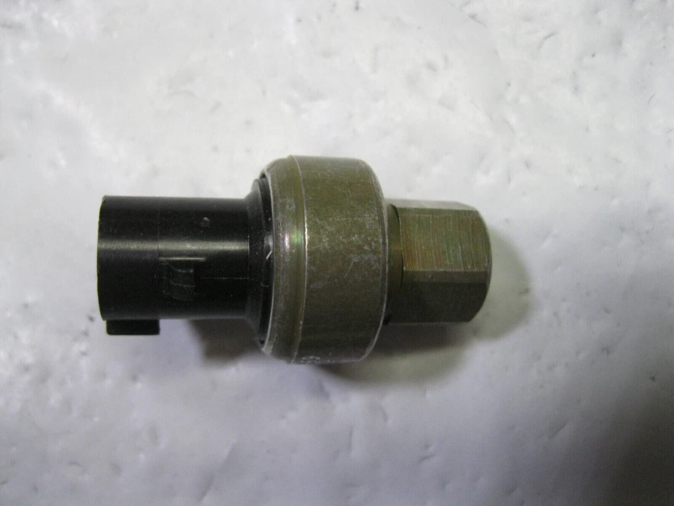 AIRTEX 1S3864 Cooling Fan Switch Foto 2 de 4